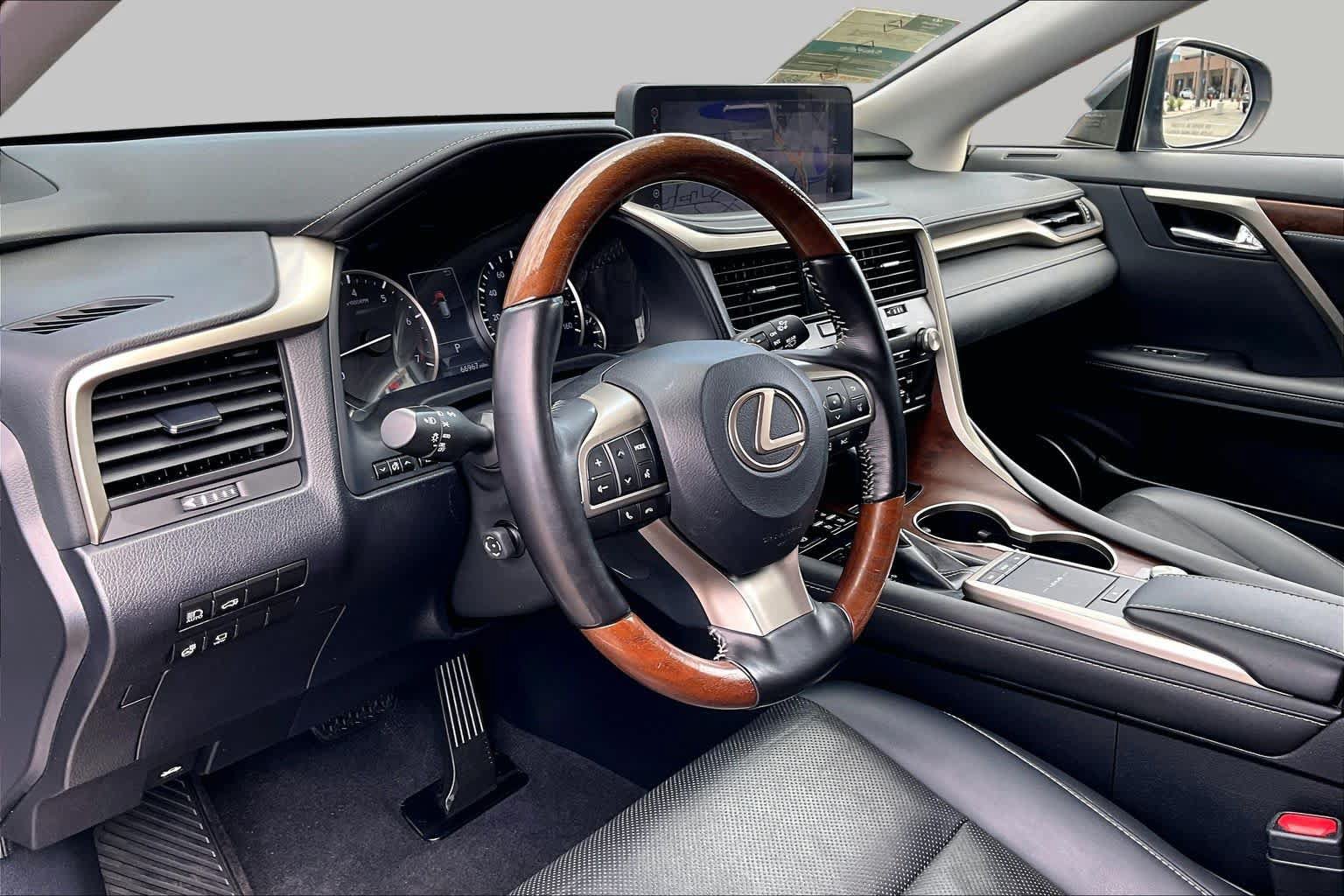 Used 2020 Lexus RX 350L FWD w/ Premium Package image 16