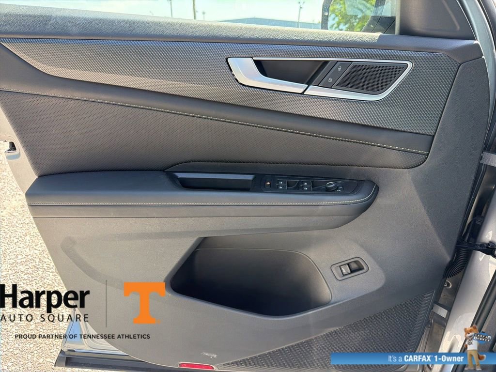 Used 2024 Volkswagen Atlas Cross Sport SEL R-Line AWD/4WD image 17