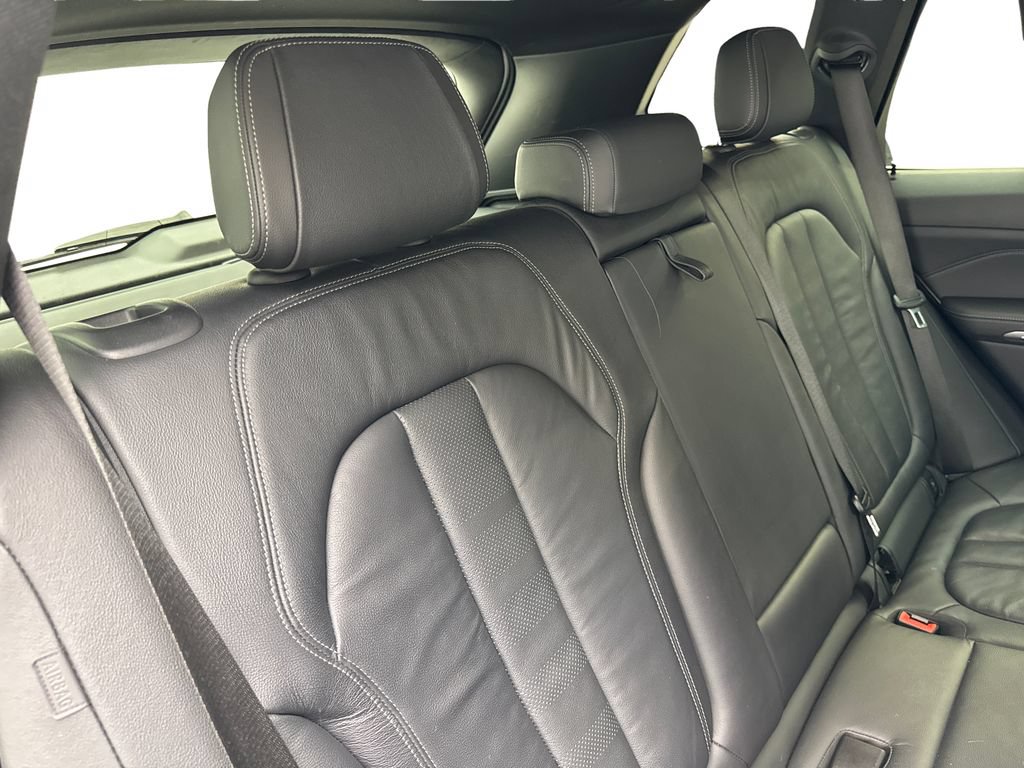 Used 2019 BMW X5 xDrive40i w/ Convenience Package AWD/4WD image 40