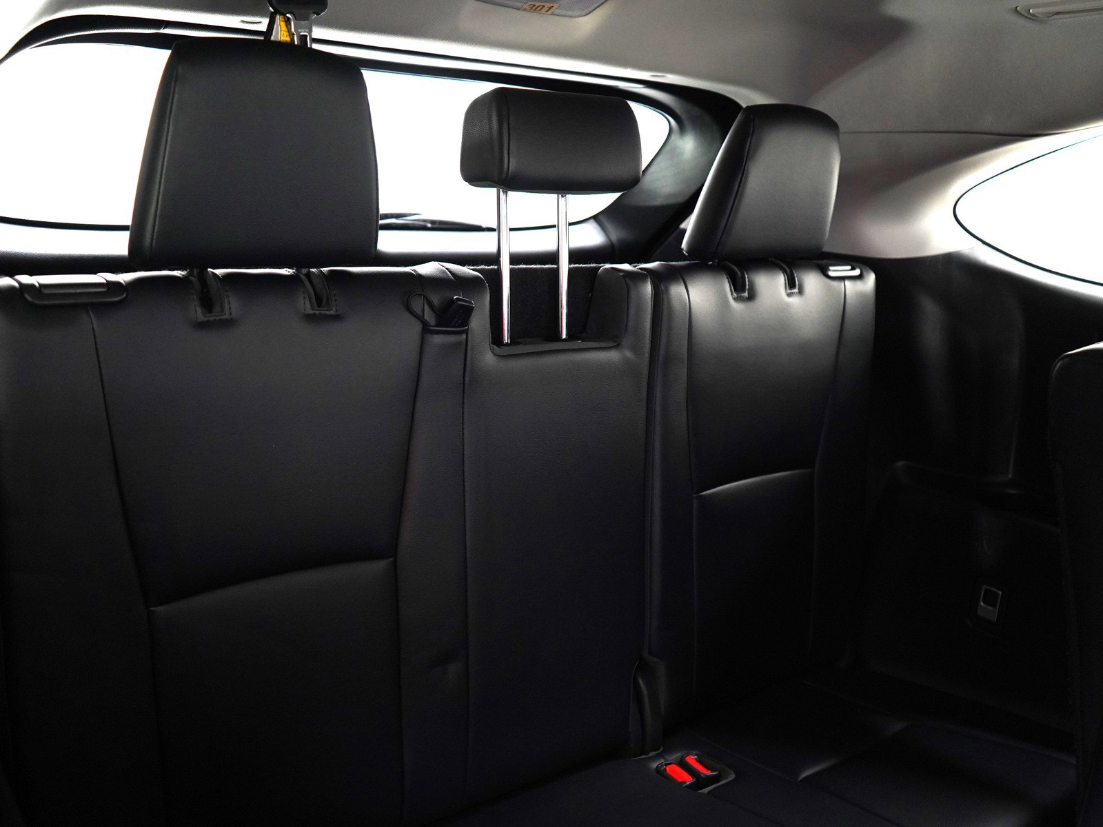 Used 2022 Toyota Highlander XLE image 13