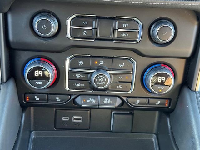 Used 2024 Chevrolet Suburban LT image 18
