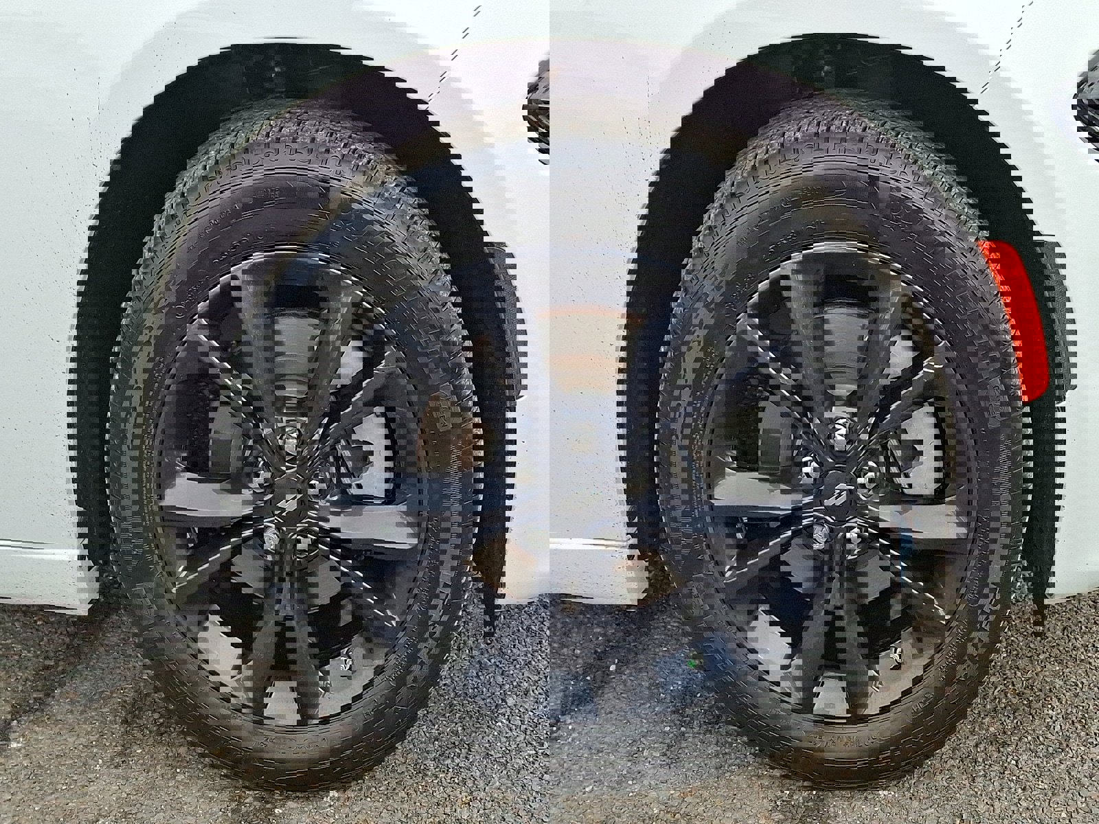 Used 2023 Dodge Charger SXT w/ Blacktop Package image 8