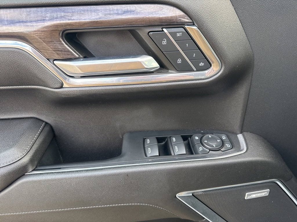 Used 2023 Chevrolet Silverado 1500 LTZ w/ LTZ Premium Package image 11