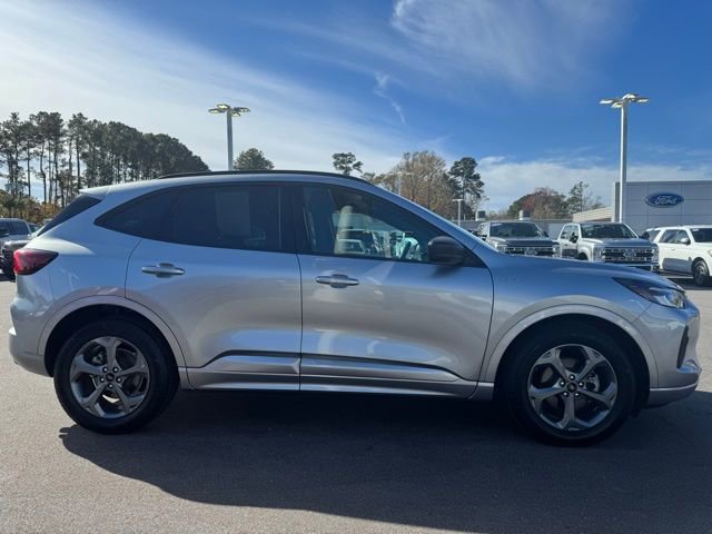 Used 2024 Ford Escape ST-Line FWD image 6