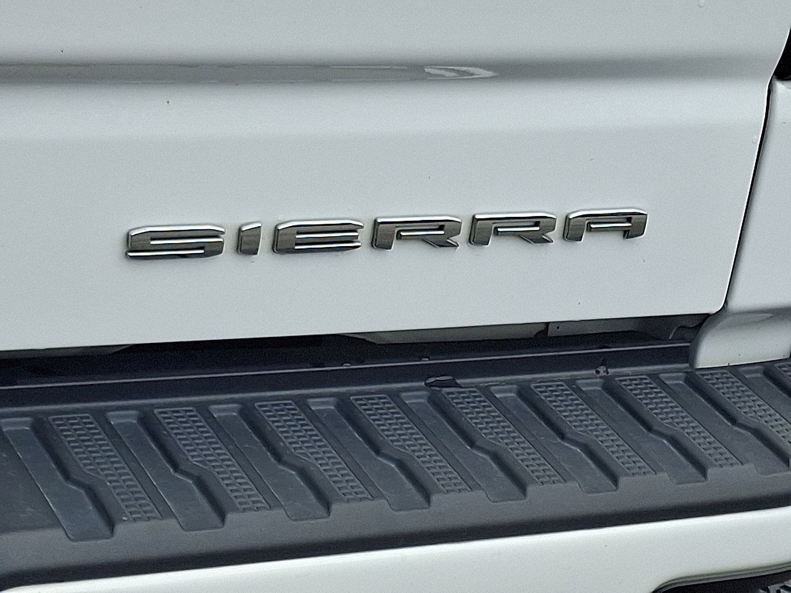 Used 2023 GMC Sierra 1500 Denali w/ Denali Reserve Package image 32