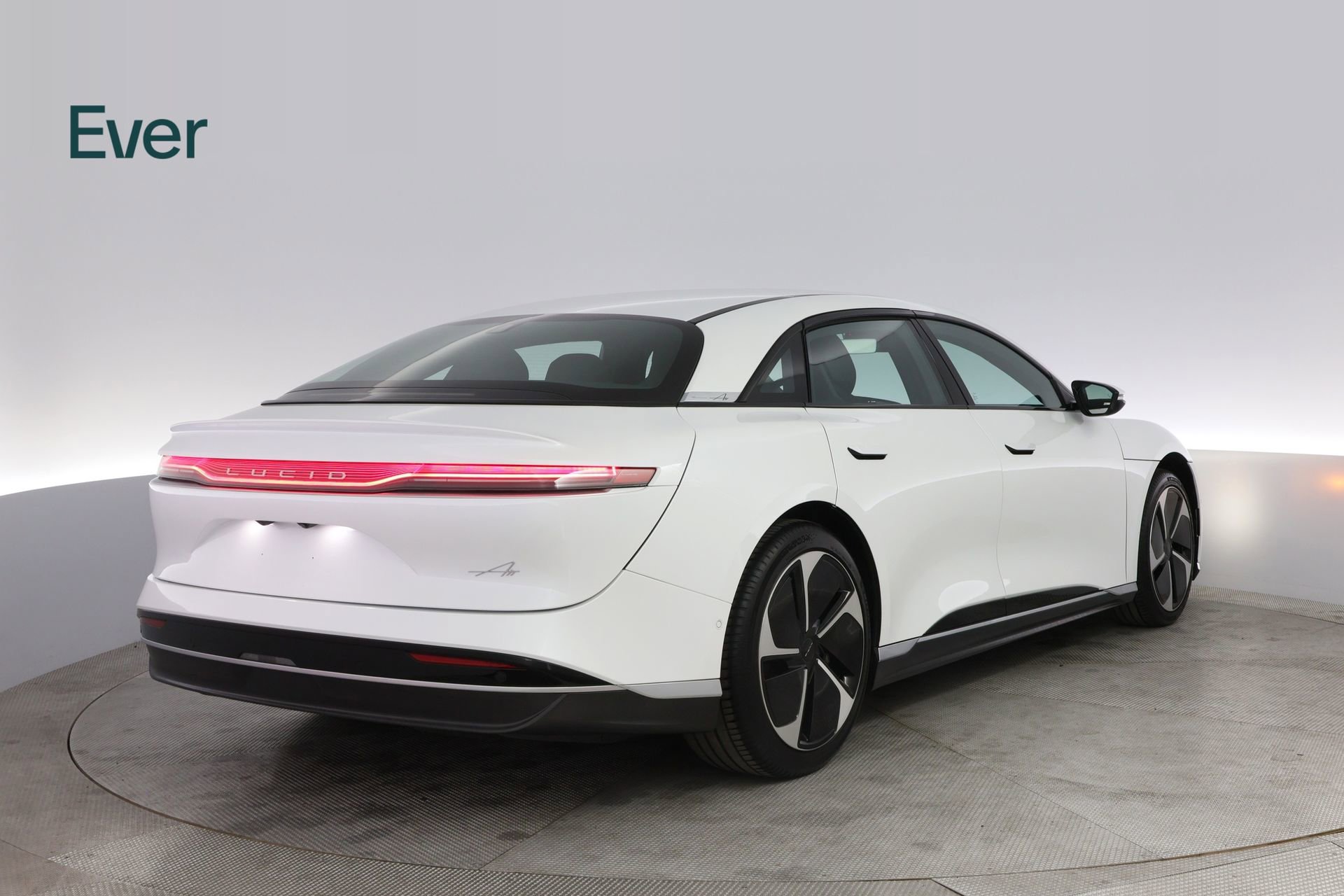 Used 2023 Lucid Air Pure AWD/4WD image 3