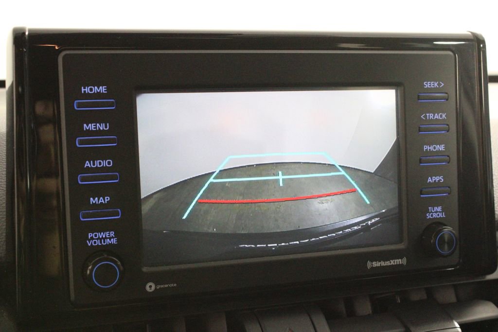 Used 2020 Toyota RAV4 LE image 8