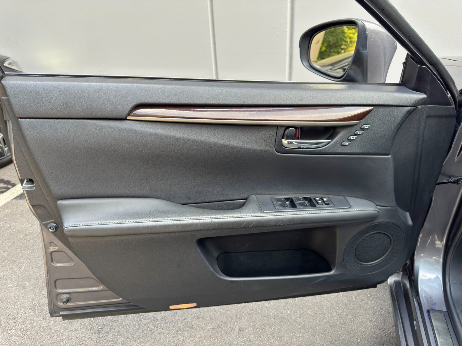 Used 2013 Lexus ES 350 w/ Luxury Pkg FWD image 42