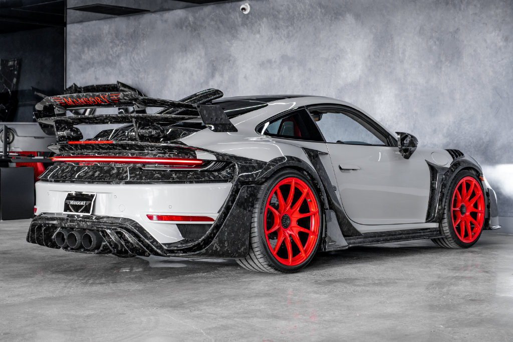 Used 2025 Porsche 911 Turbo S AWD/4WD image 15