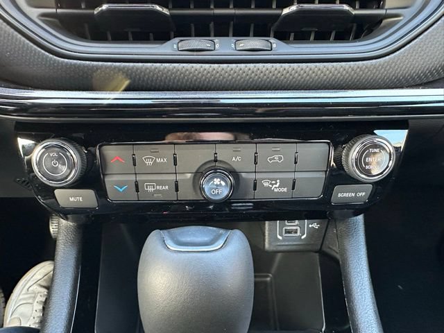 New 2026 Jeep Compass Latitude AWD/4WD image 33