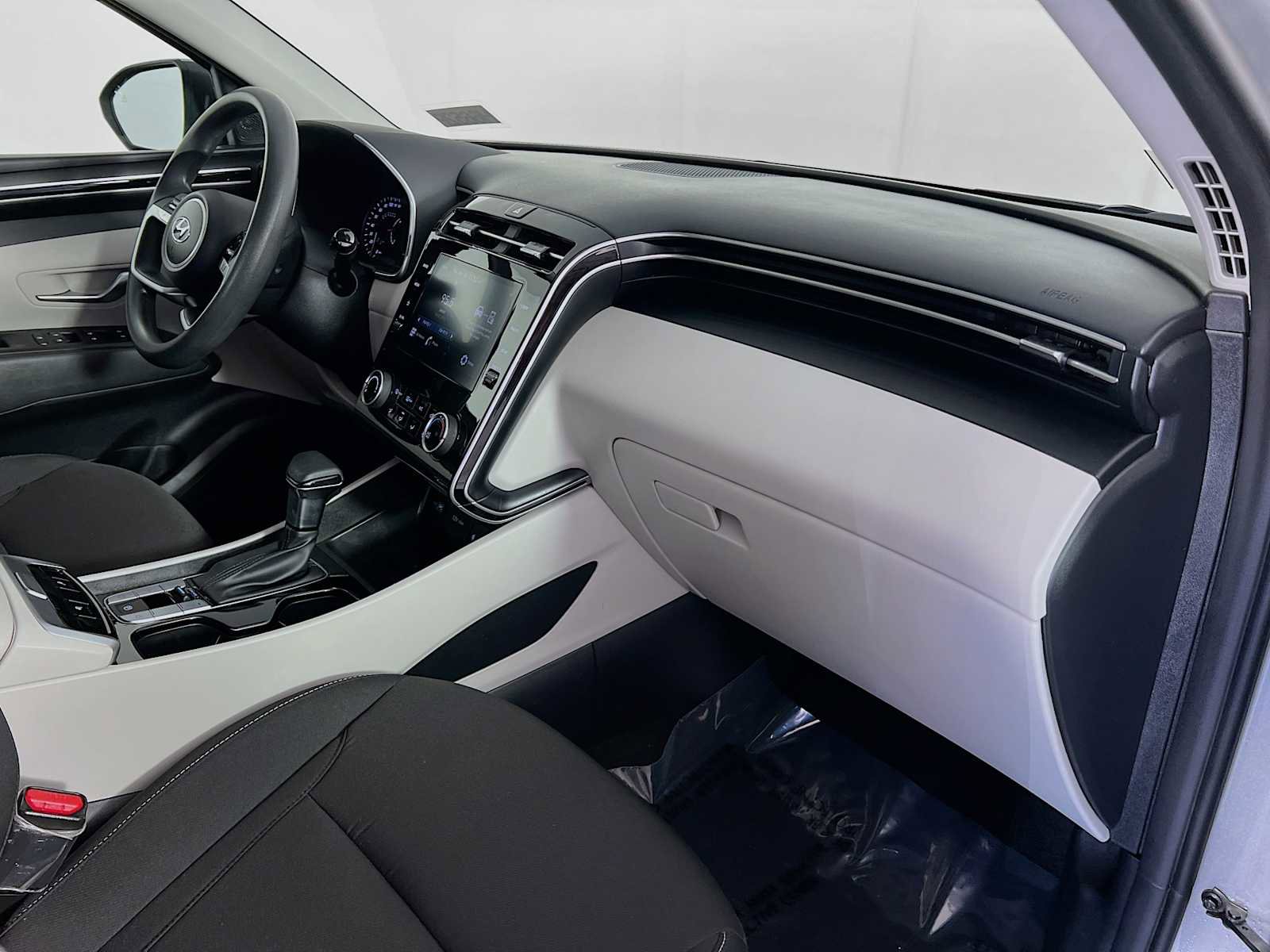 Certified 2023 Hyundai Tucson SEL AWD/4WD image 28