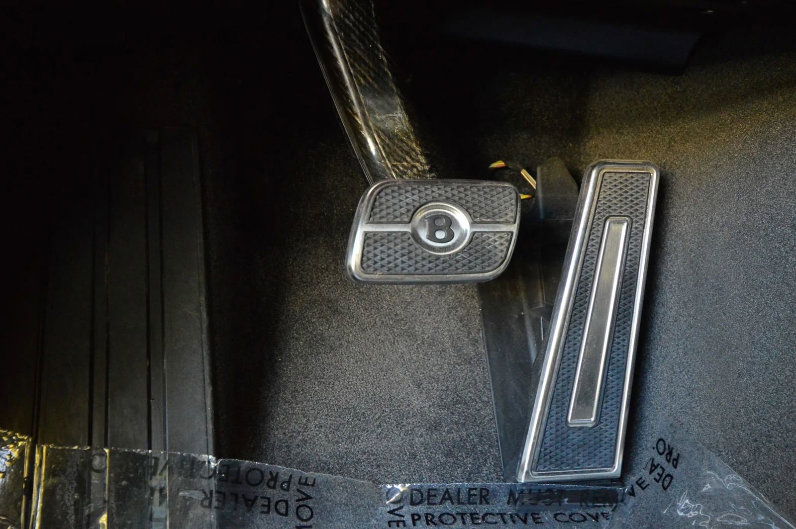 Used 2022 Bentley Flying Spur V8 image 72