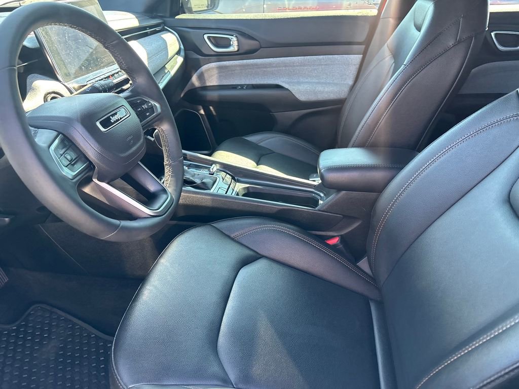 Used 2024 Jeep Compass Latitude image 8