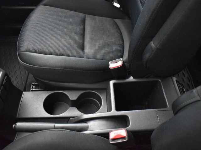 Used 2009 MAZDA MAZDA5 Sport FWD image 17