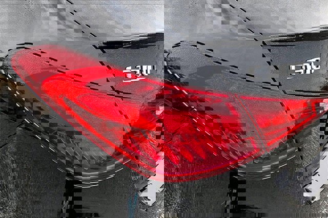 Used 2025 Mercedes-Benz C 300 4MATIC Sedan image 26