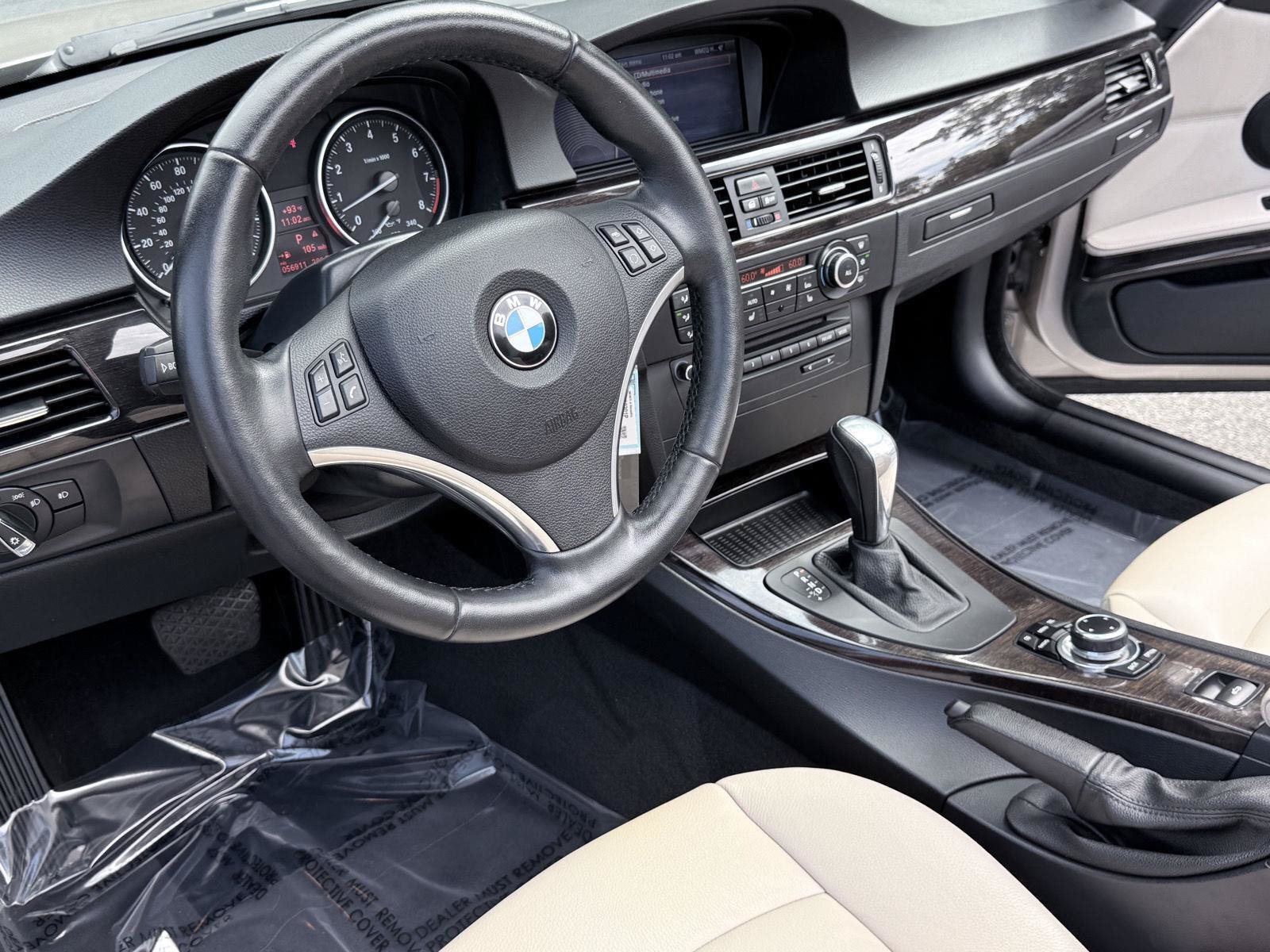 Used 2012 BMW 328i Convertible RWD image 12