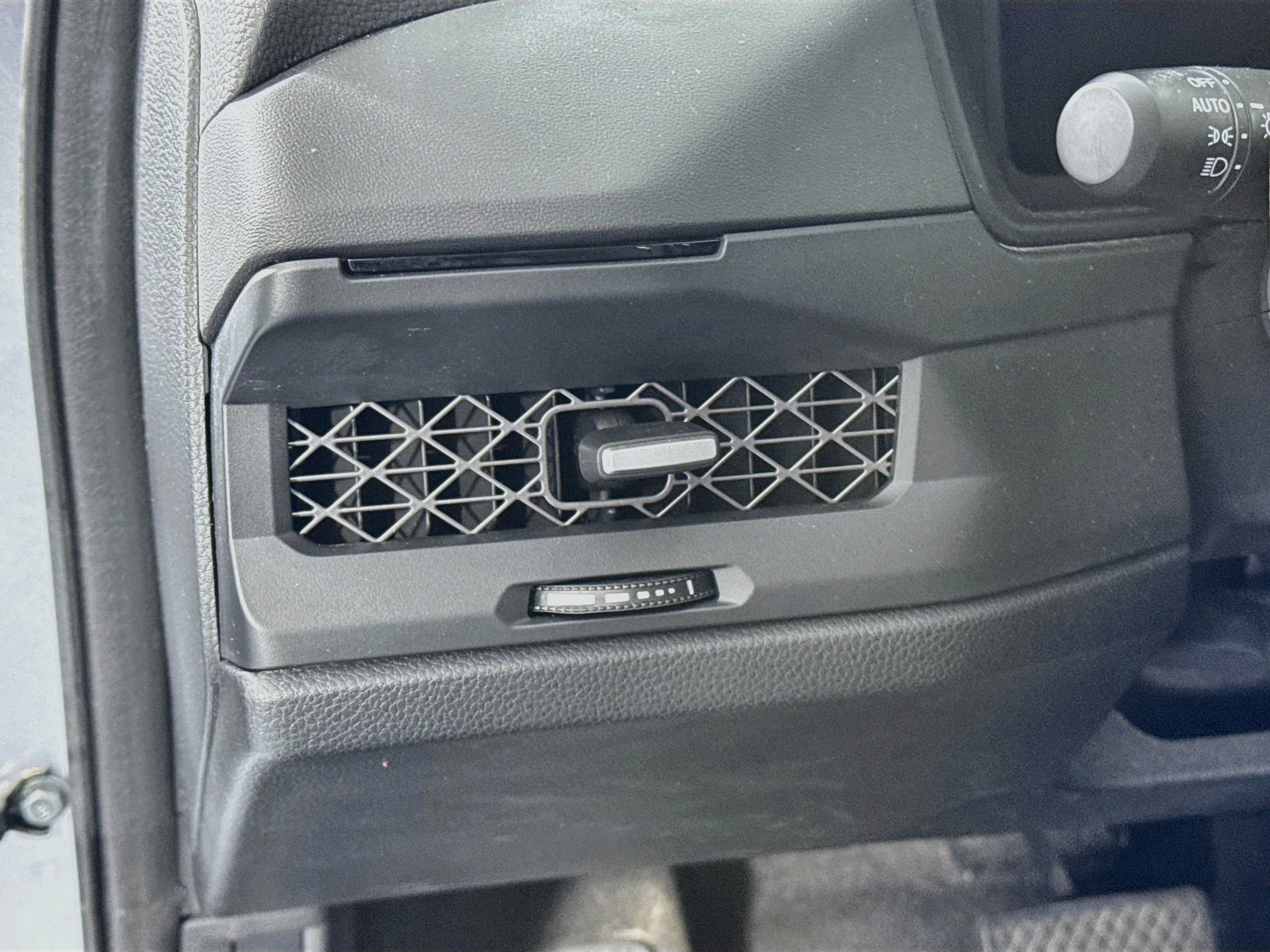 Certified 2023 Honda Accord EX image 10