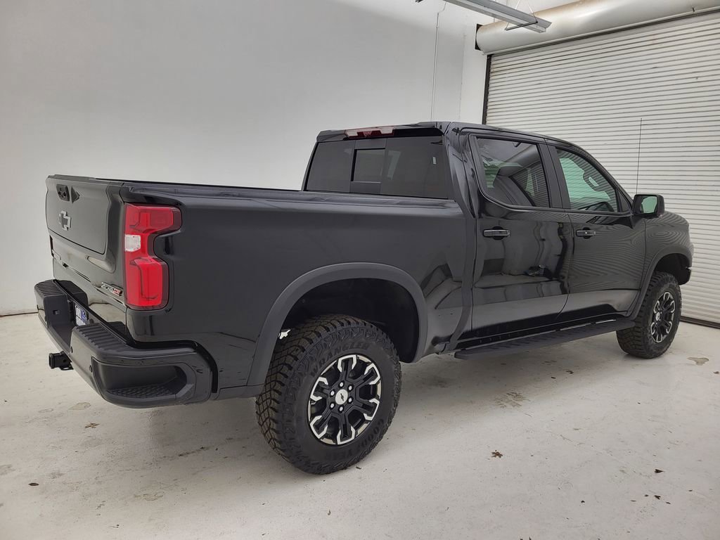 New 2026 Chevrolet Silverado 1500 ZR2 image 22