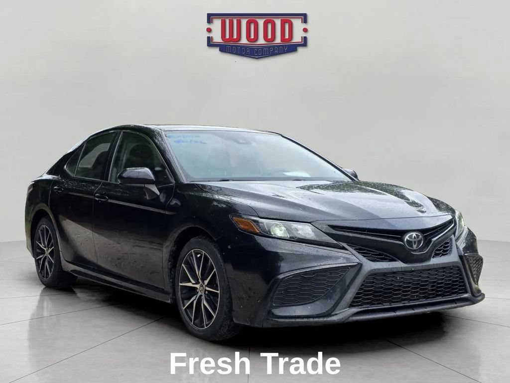 Used 2021 Toyota Camry SE