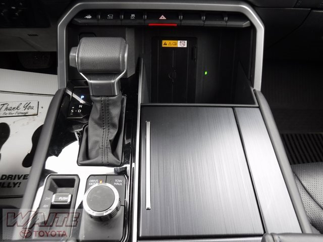 Certified 2024 Toyota Sequoia Platinum image 20