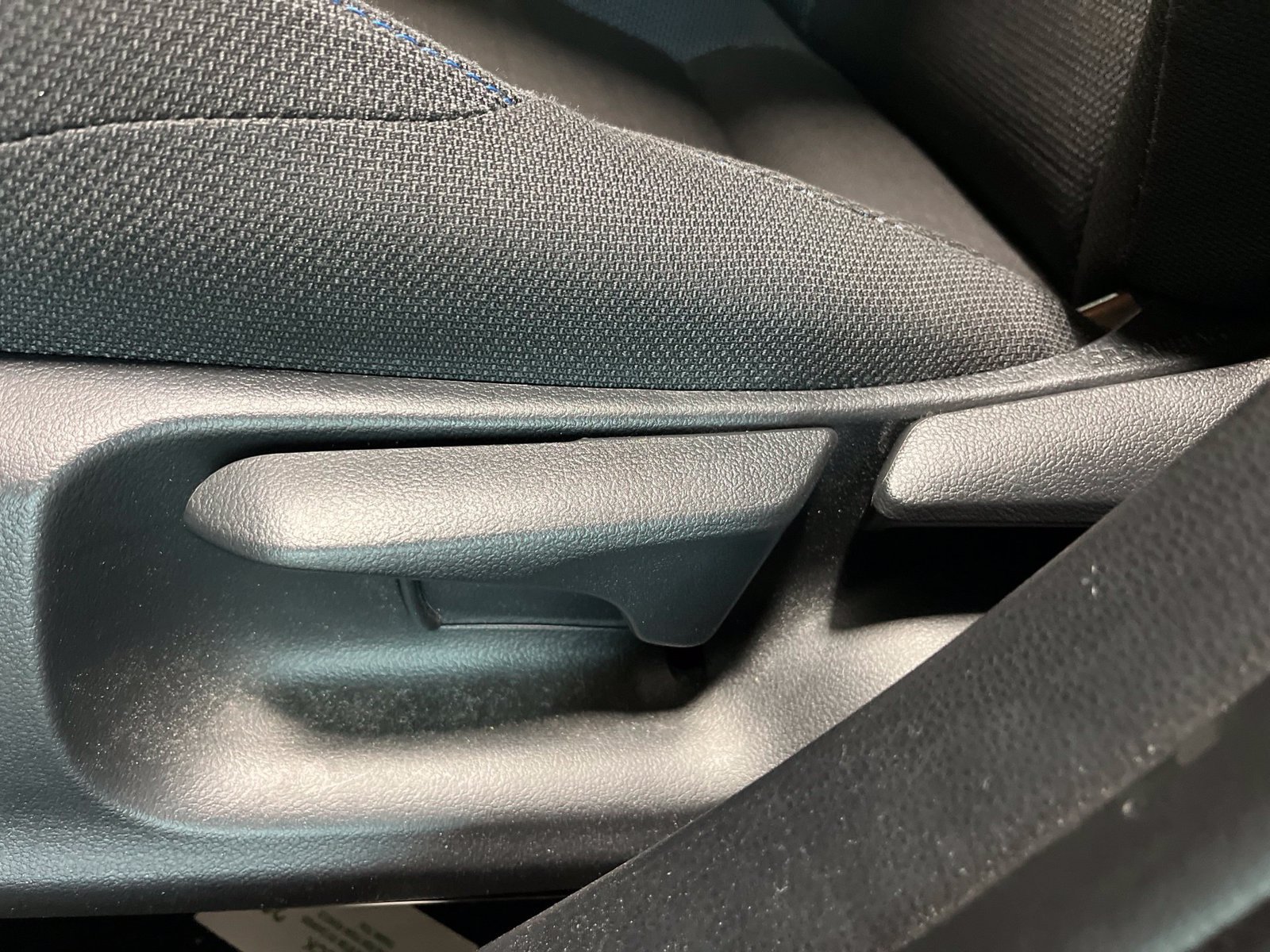 Used 2021 Toyota Corolla SE FWD image 15