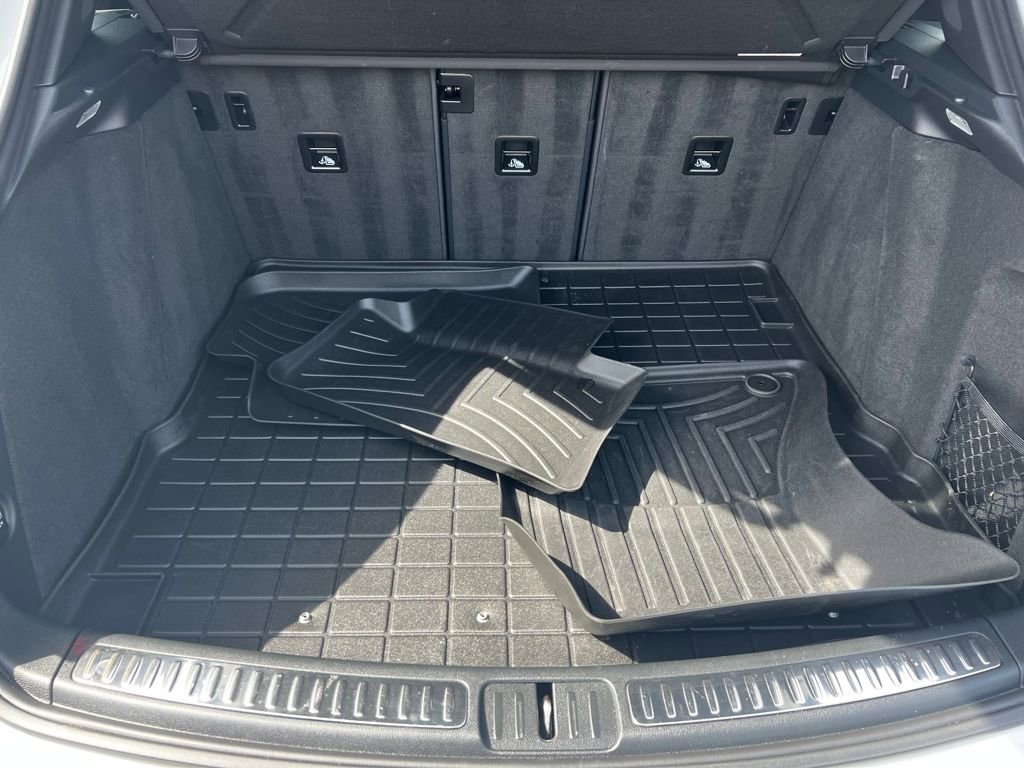 Used 2020 Porsche Macan image 13