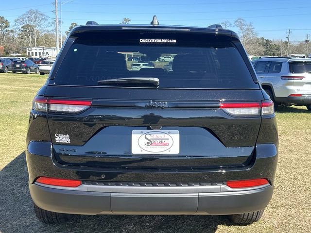 New 2026 Jeep Grand Cherokee Altitude AWD/4WD image 4