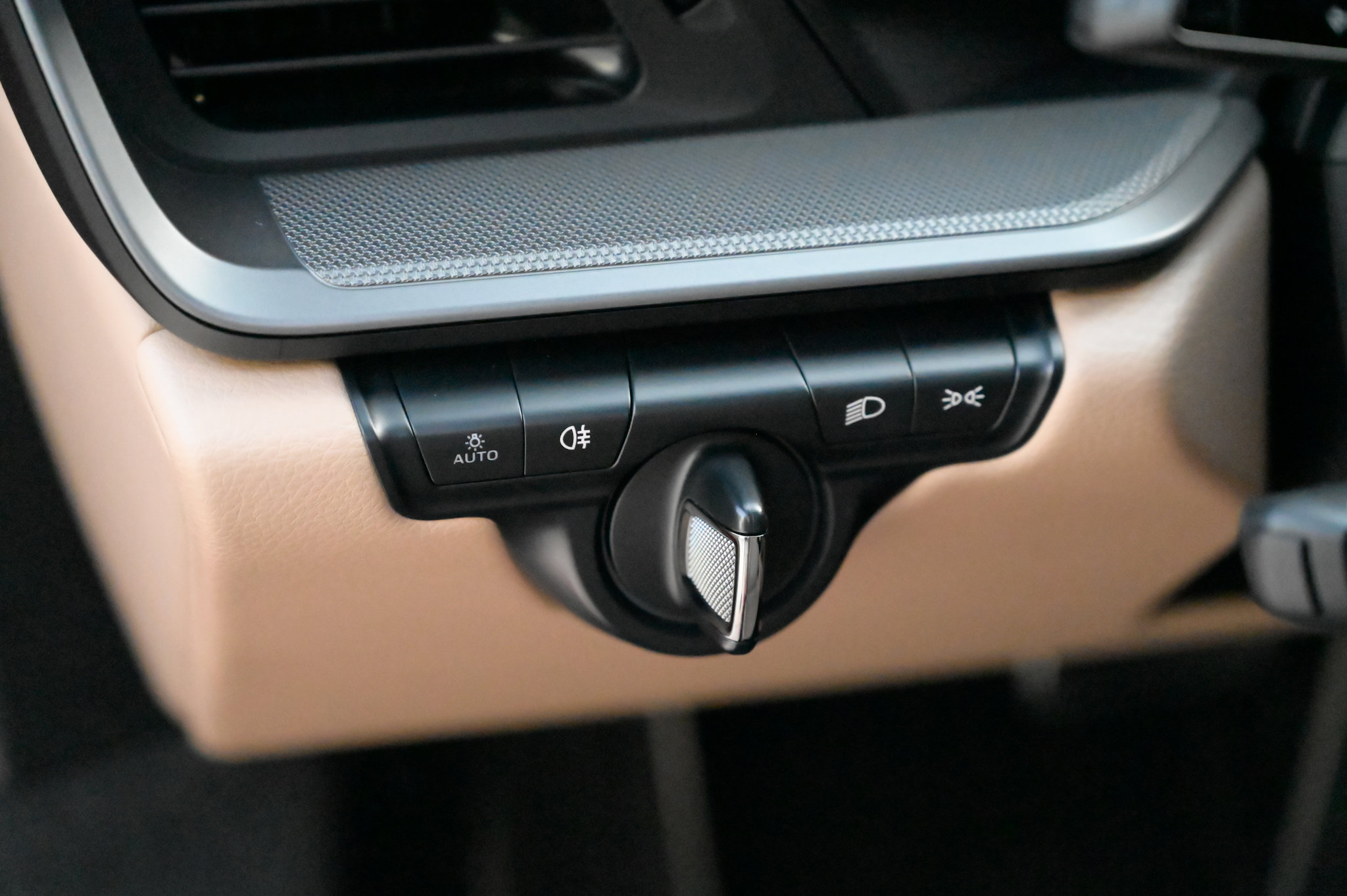 Used 2022 Porsche 911 Carrera image 23