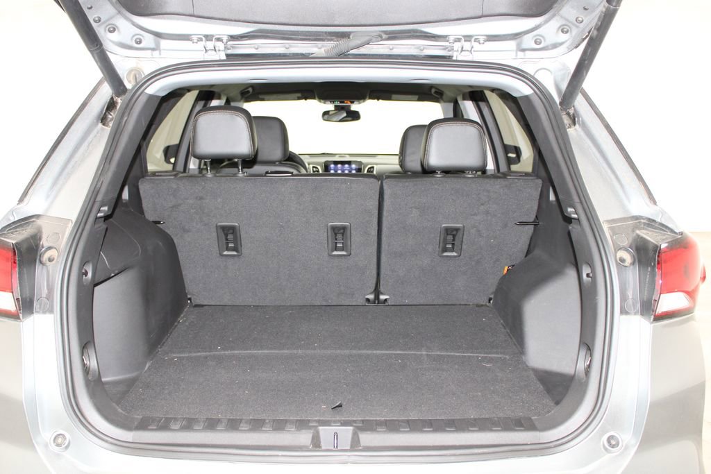 Used 2023 Chevrolet Equinox Premier FWD image 13