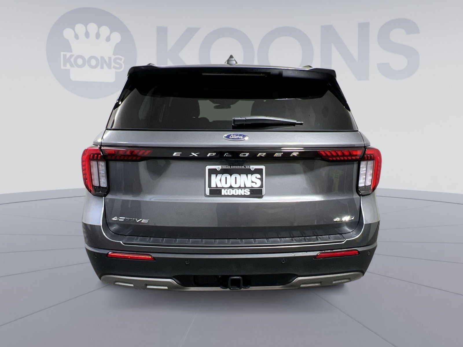 Used 2025 Ford Explorer Active w/ Active Comfort Package image 5