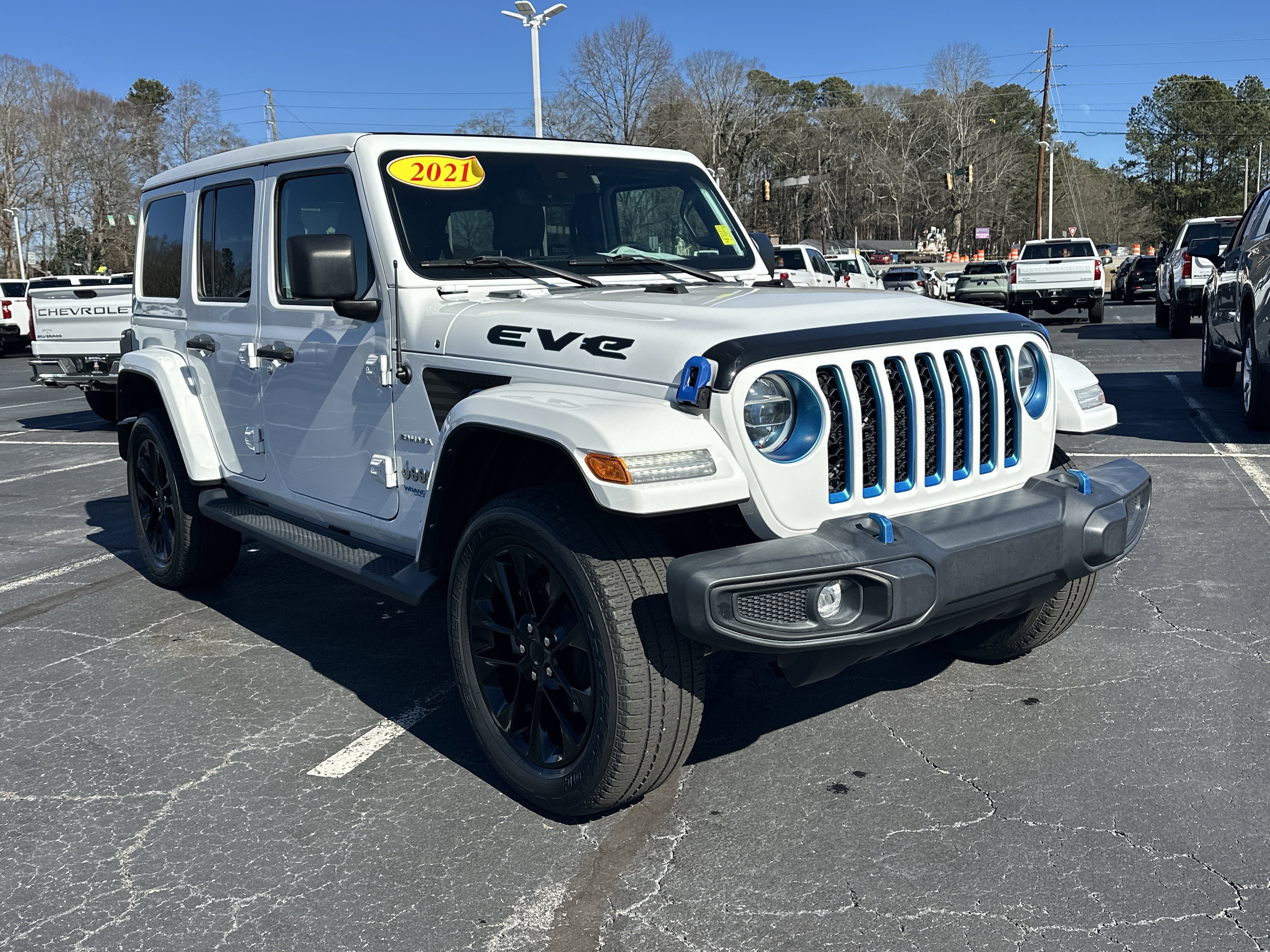 Used 2021 Jeep Wrangler Unlimited Sahara w/ Cold Weather Group image 2