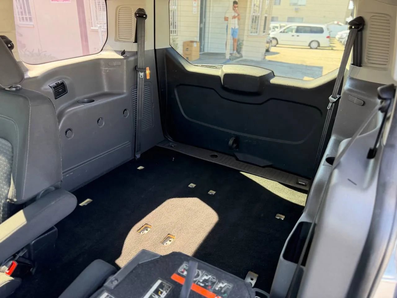 Used 2019 Ford Transit Connect XLT image 24