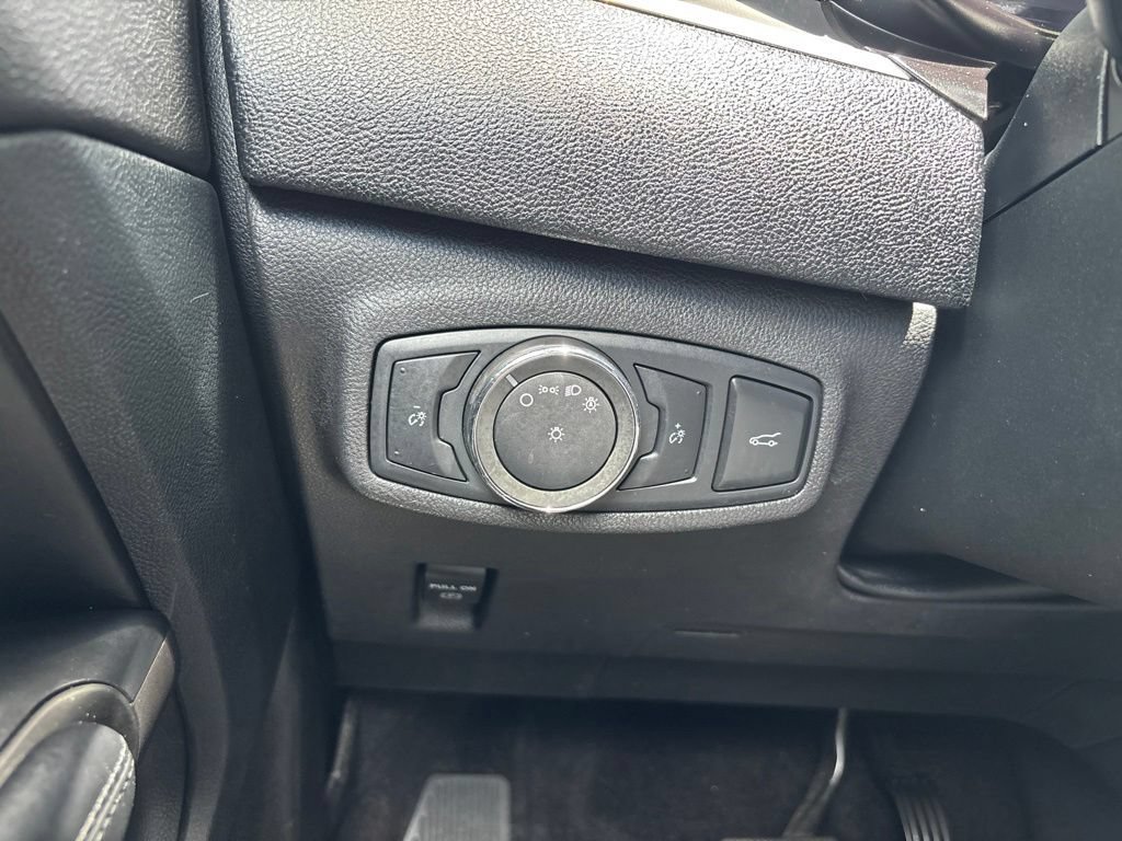 Used 2017 Lincoln MKC Premiere FWD image 32