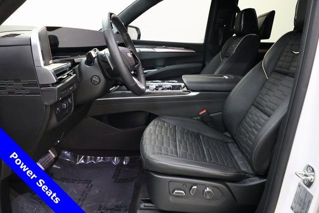 Used 2025 Cadillac Escalade V image 41