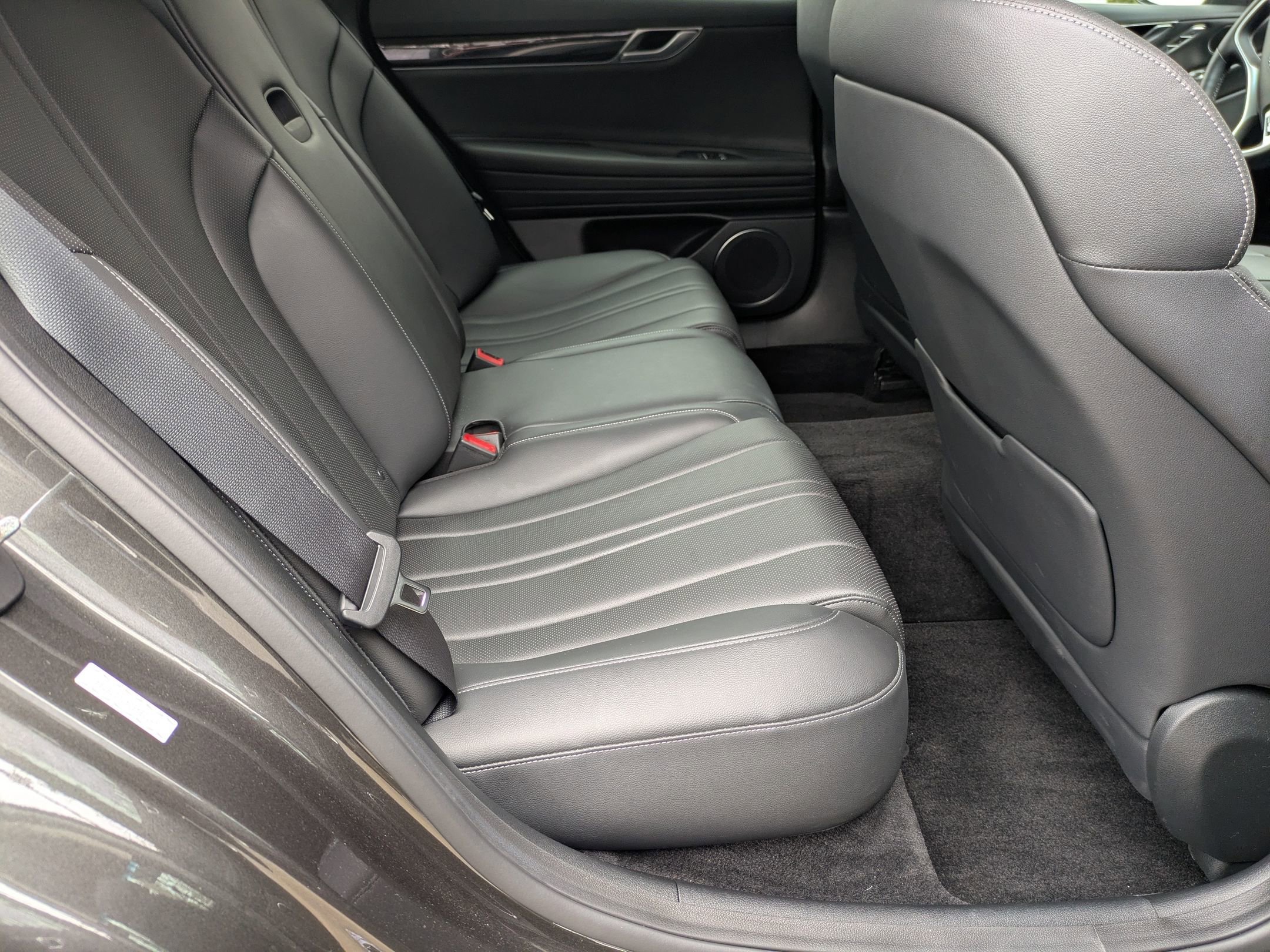 Used 2023 Genesis G80 2.5T image 33