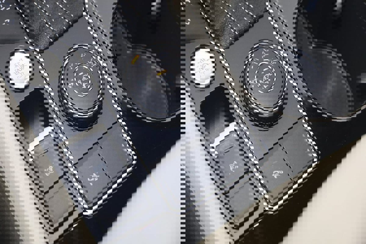 Used 2022 Volkswagen Atlas SE image 26