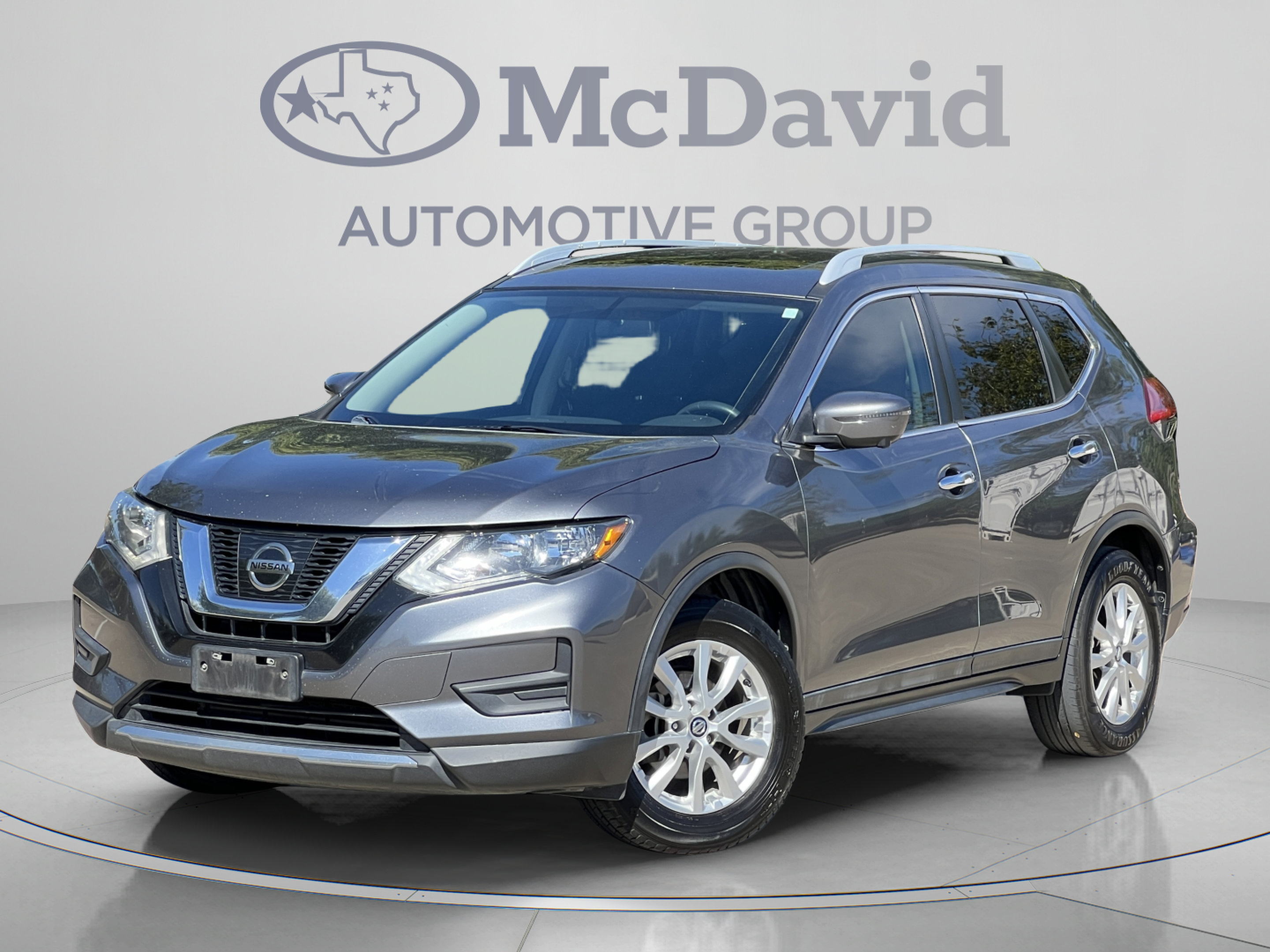 Used 2017 Nissan Rogue SV w/ Sun & Sound Touring Package