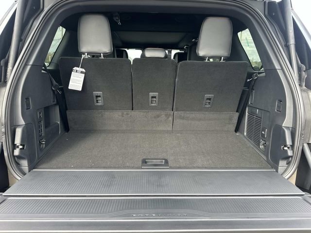 New 2026 Ford Expedition Tremor image 25