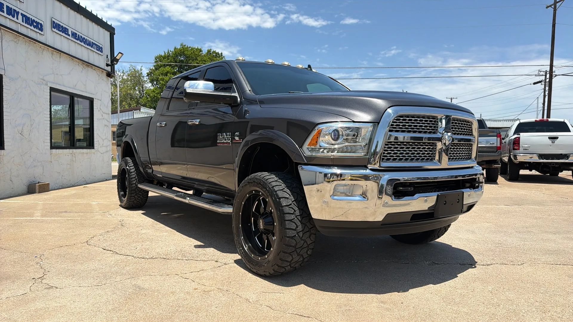 Used 2018 RAM 2500 Laramie w/ Off Road Package AWD/4WD image 4