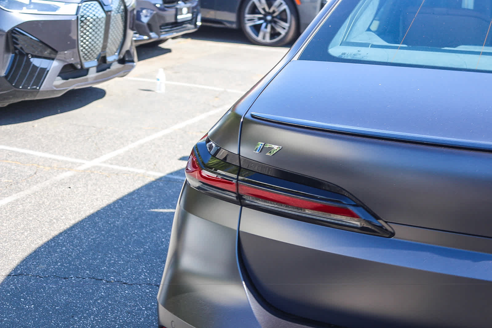 New 2026 BMW i7 M70 AWD/4WD image 7