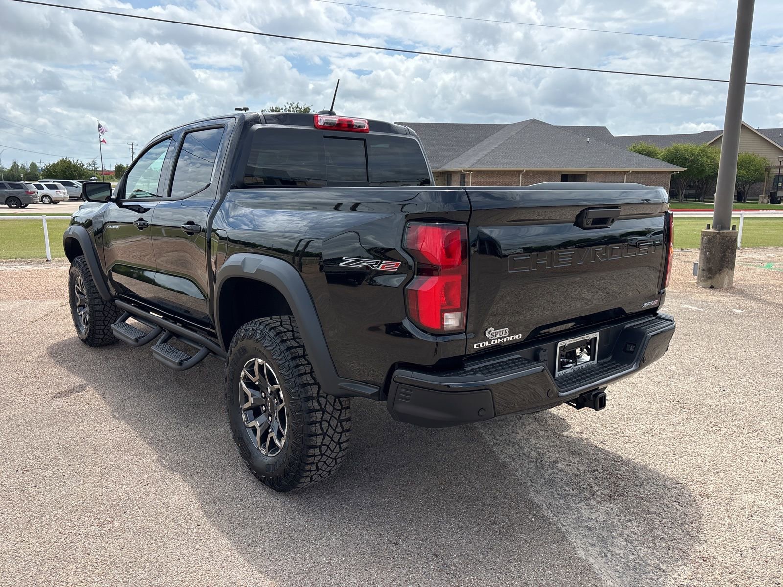 New 2026 Chevrolet Colorado ZR2 w/ Technology Package AWD/4WD image 4