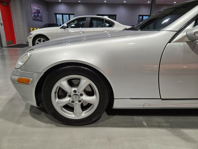 Used 2002 Mercedes-Benz SLK 320 image 5