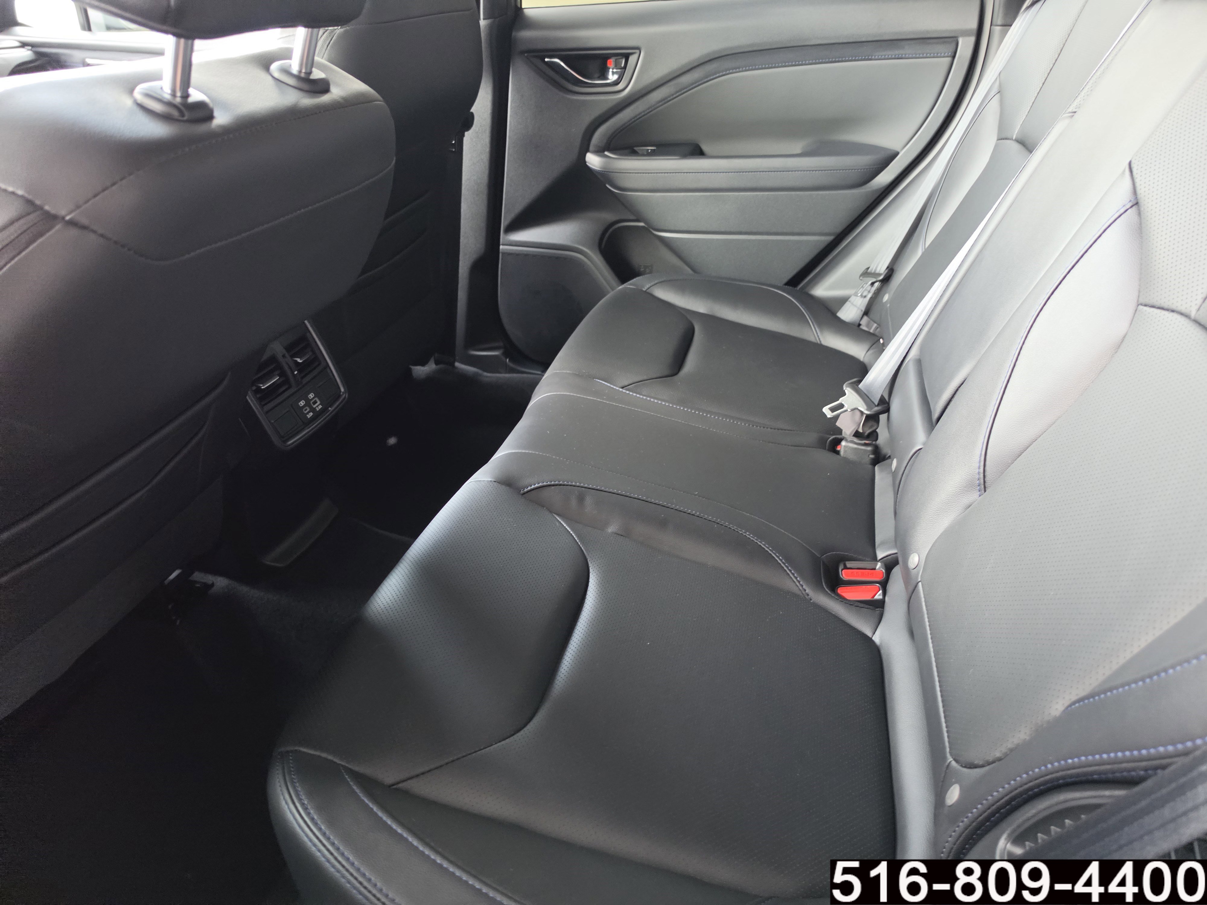 Used 2025 Subaru Forester Limited image 16