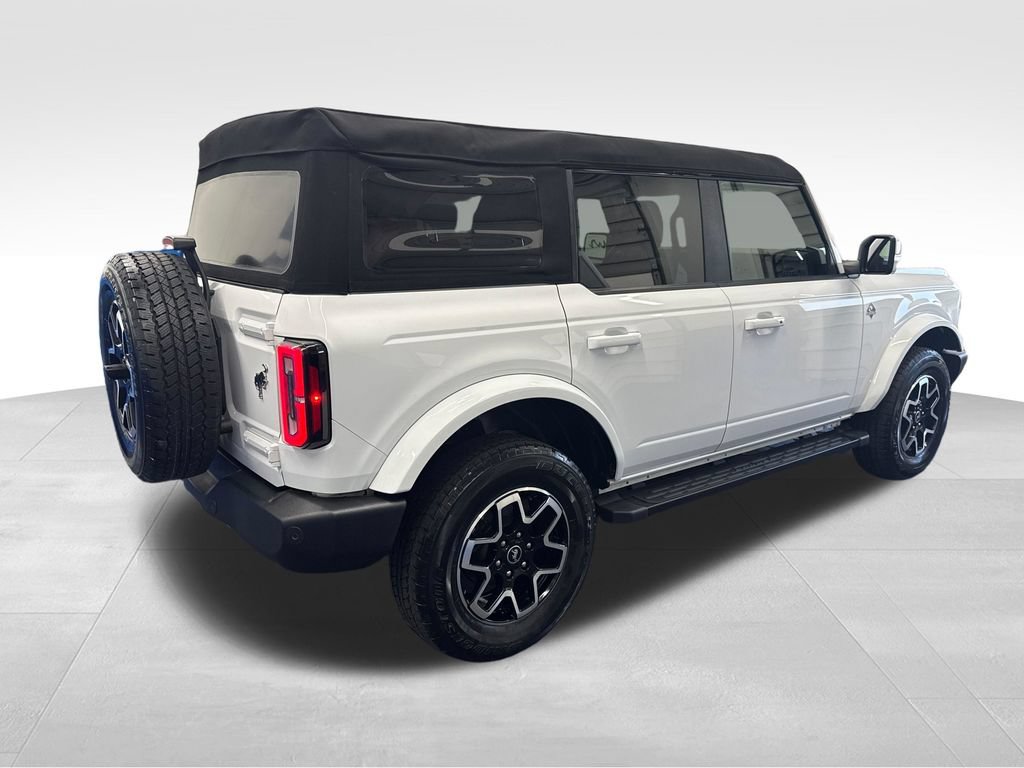 Used 2024 Ford Bronco Outer Banks AWD/4WD image 5