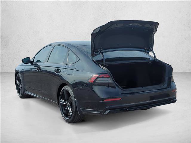 Used 2025 Honda Accord Sport image 8
