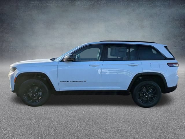 New 2026 Jeep Grand Cherokee Altitude AWD/4WD image 8