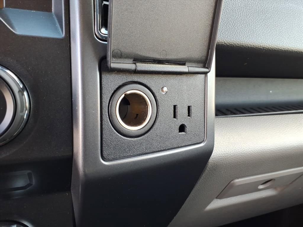 Used 2018 Ford F150 XLT w/ Equipment Group 302A Luxury image 22