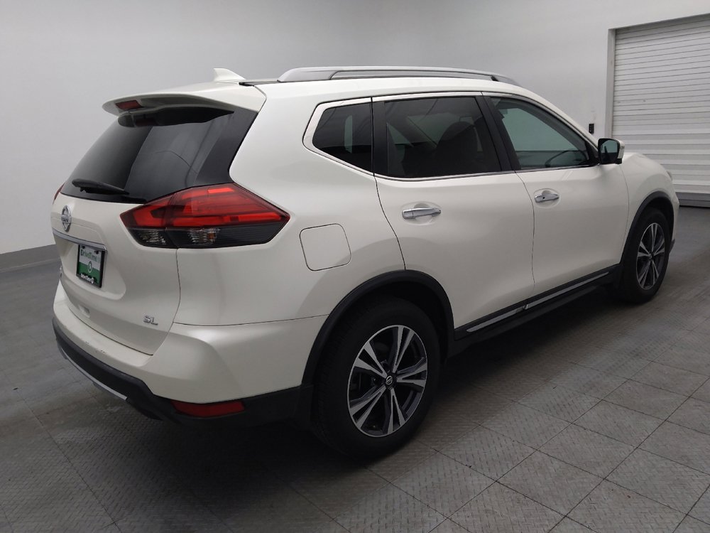 Used 2017 Nissan Rogue SL image 10