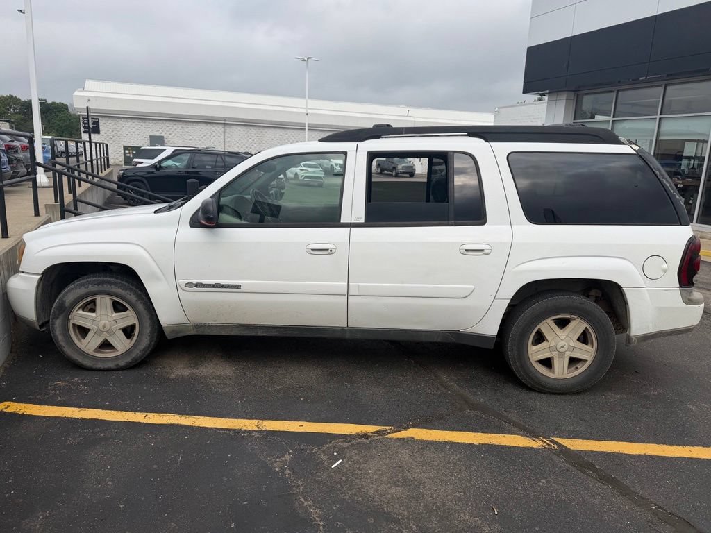 Used 2003 Chevrolet TrailBlazer 4WD w/ Skid Plate Package image 3