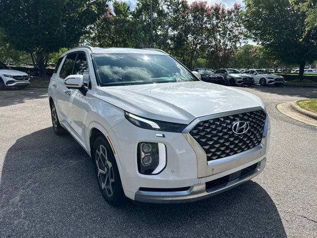 Used 2021 Hyundai Palisade Calligraphy w/ Winter Package FWD image 3